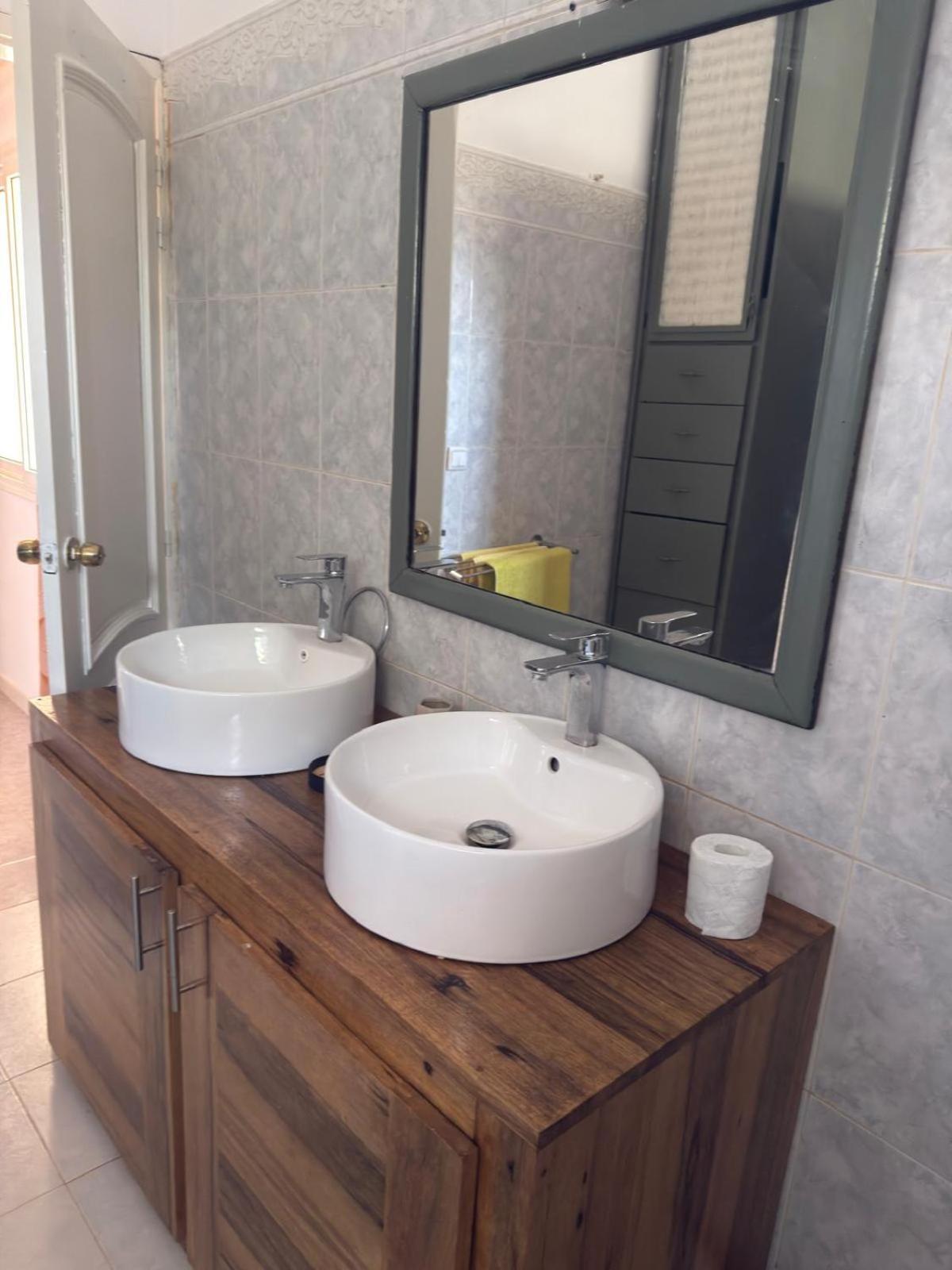 Havre De Paix Hotel โซโมน ภายนอก รูปภาพ